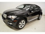 2009 BMW X6 xDrive50i Front 3/4 View