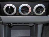 2009 Toyota Tacoma V6 PreRunner Double Cab Controls