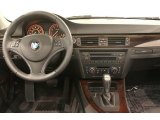 2010 BMW 3 Series 328i xDrive Coupe Dashboard