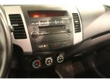 2010 Mitsubishi Outlander SE Controls