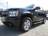2007 Chevrolet Tahoe LS Front 3/4 View