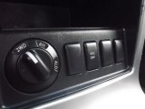 2006 Nissan Pathfinder SE 4x4 Controls