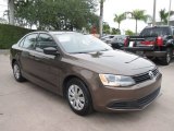 2011 Volkswagen Jetta S Sedan Front 3/4 View