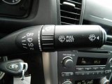 2005 Subaru Legacy 2.5i Limited Sedan Controls