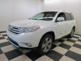 2013 Toyota Highlander Limited Front 3/4 View