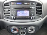 2010 Hyundai Accent GS 3 Door Controls