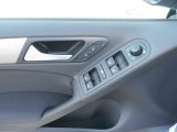 2012 Volkswagen Golf 4 Door TDI Controls