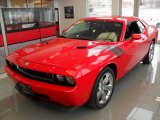 2009 Dodge Challenger R/T Front 3/4 View