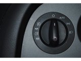 2005 Audi A6 4.2 quattro Sedan Controls