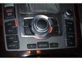 2005 Audi A6 4.2 quattro Sedan Controls