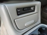 2000 GMC Sierra 1500 SLE Extended Cab 4x4 Audio System
