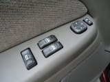 2000 GMC Sierra 1500 SLE Extended Cab 4x4 Controls