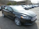 2013 Tuxedo Black Metallic Ford Fusion SE #78023155