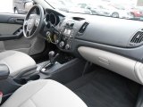 2010 Kia Forte EX Dashboard