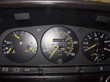 1985 Mercedes-Benz E Class 300 TD Wagon Gauges