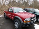 2002 Chevrolet S10 ZR2 Extended Cab 4x4 Front 3/4 View