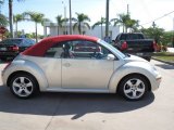 2009 Volkswagen New Beetle 2.5 Blush Edition Convertible Exterior