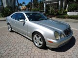 2002 Mercedes-Benz CLK 430 Coupe Front 3/4 View