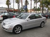 2006 Mercedes-Benz E 350 Sedan Front 3/4 View