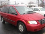 2006 Inferno Red Pearl Chrysler Town & Country  #78214458