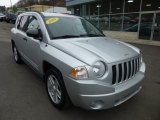 Bright Silver Metallic Jeep Compass in 2008