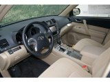 2013 Toyota Highlander V6 4WD Sand Beige Interior