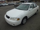 2000 Nissan Sentra GXE Front 3/4 View