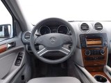 2009 Mercedes-Benz ML 320 BlueTec 4Matic Dashboard