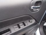 2014 Jeep Patriot Latitude 4x4 Controls