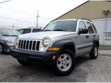 Bright Silver Metallic Jeep Liberty in 2006