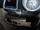 2012 Chrysler 300  Controls