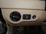 2012 Chrysler 300  Controls