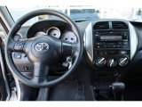 2004 Toyota RAV4  Dashboard