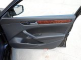 2013 Volkswagen Passat TDI SEL Door Panel