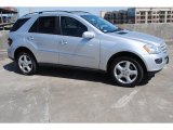 2008 Mercedes-Benz ML 320 CDI 4Matic Front 3/4 View