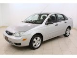 2005 Ford Focus ZX4 S Sedan Front 3/4 View