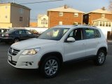 2010 Volkswagen Tiguan SE 4Motion Data, Info and Specs