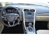 2013 Ford Fusion Hybrid SE Dashboard