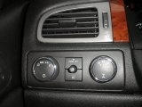 2009 Chevrolet Silverado 2500HD LTZ Extended Cab 4x4 Controls
