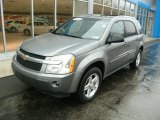 2005 Chevrolet Equinox LT AWD Front 3/4 View
