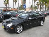 2009 Mercedes-Benz CLK 350 Coupe Front 3/4 View
