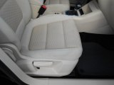 2009 Volkswagen Tiguan SE Front Seat