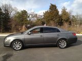 Phantom Gray Pearl Toyota Avalon in 2005