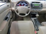 2006 Toyota Camry LE Dashboard
