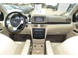 2010 Volkswagen Routan SE Dashboard