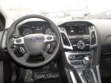 2013 Ford Focus Titanium Hatchback Dashboard