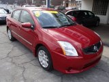 2012 Nissan Sentra 2.0 Front 3/4 View
