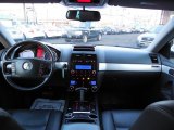 2008 Volkswagen Touareg 2 VR6 Dashboard