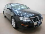 2010 Volkswagen Passat Komfort Sedan