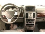 2010 Chrysler Town & Country Touring Dashboard